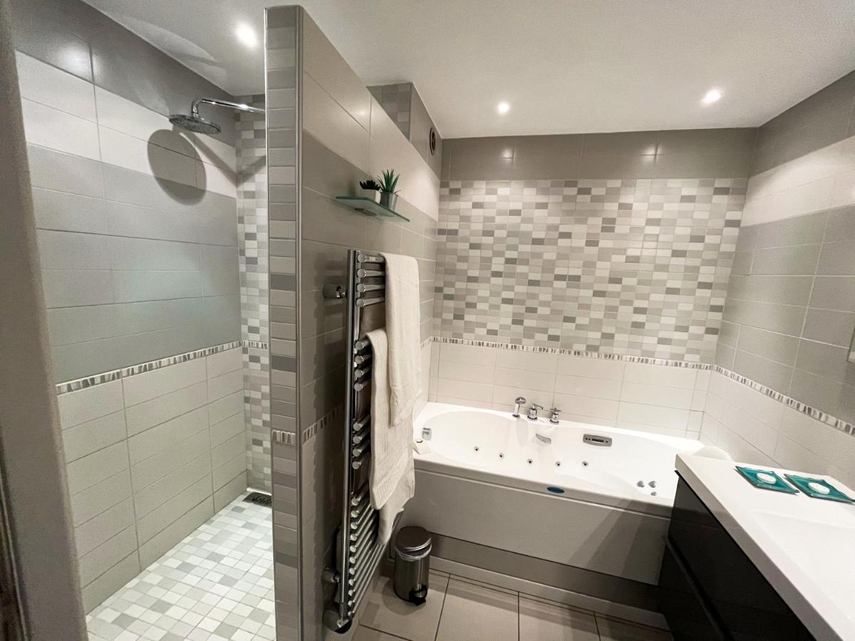 Appartement 84M² Avec 2 Parkings Privatifs Villeneuve-Loubet Exterior photo